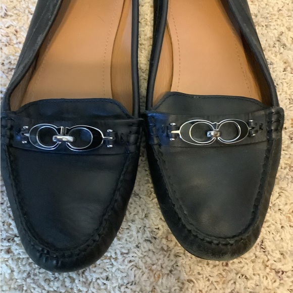 Coach - Picture 2 of 13